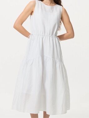 Uniqlo Linen Blend Tiered Dress